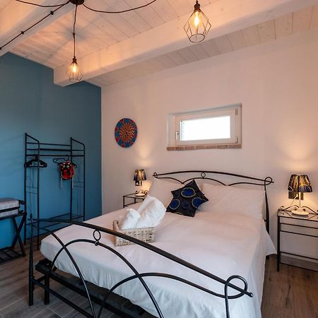 Scapezzano Casa Addis B&B מראה חיצוני תמונה